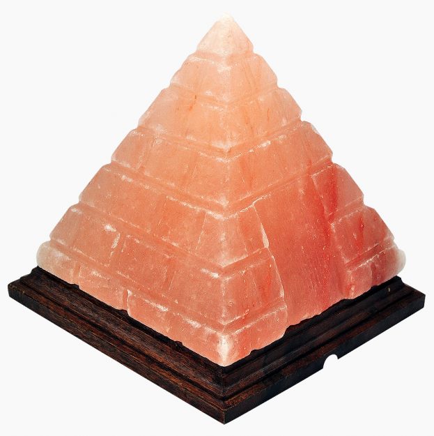 03-Pyramid-with-Stripes